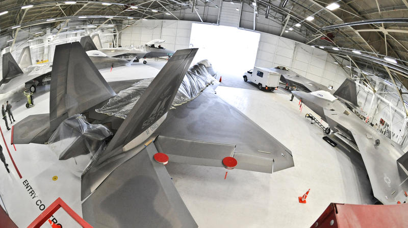 Illustration for article titled 50 Totally Stunning Combat Aircraft Photos Taken Around Alaska